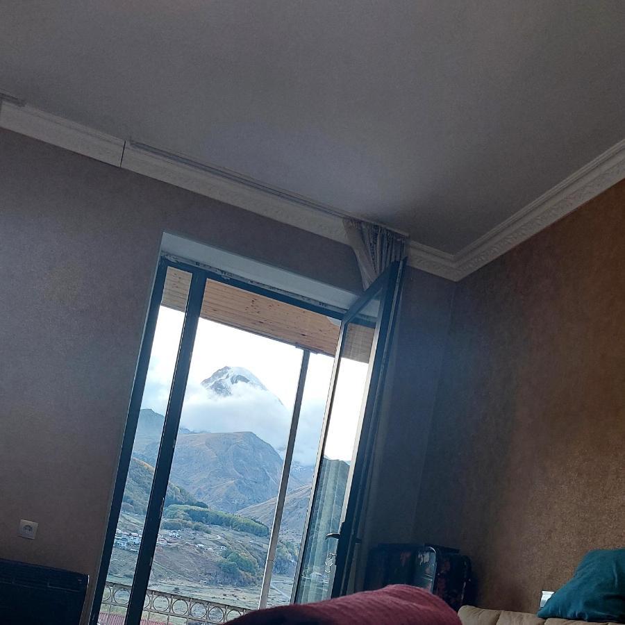 Hotel The White House Kazbegi Exterior foto